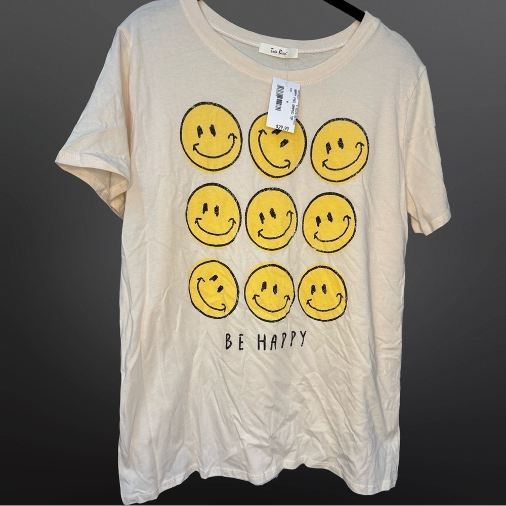 Tres Bien Cream Graphic Tee with Yellow Smiley Faces